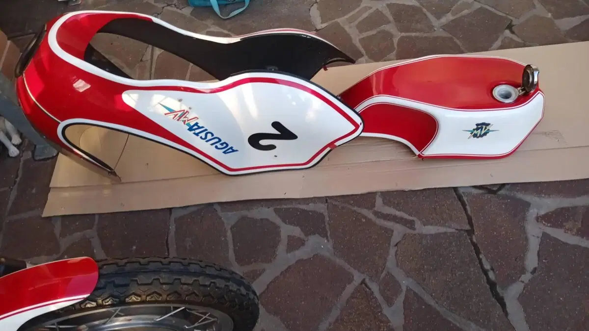 MV Agusta   (6)