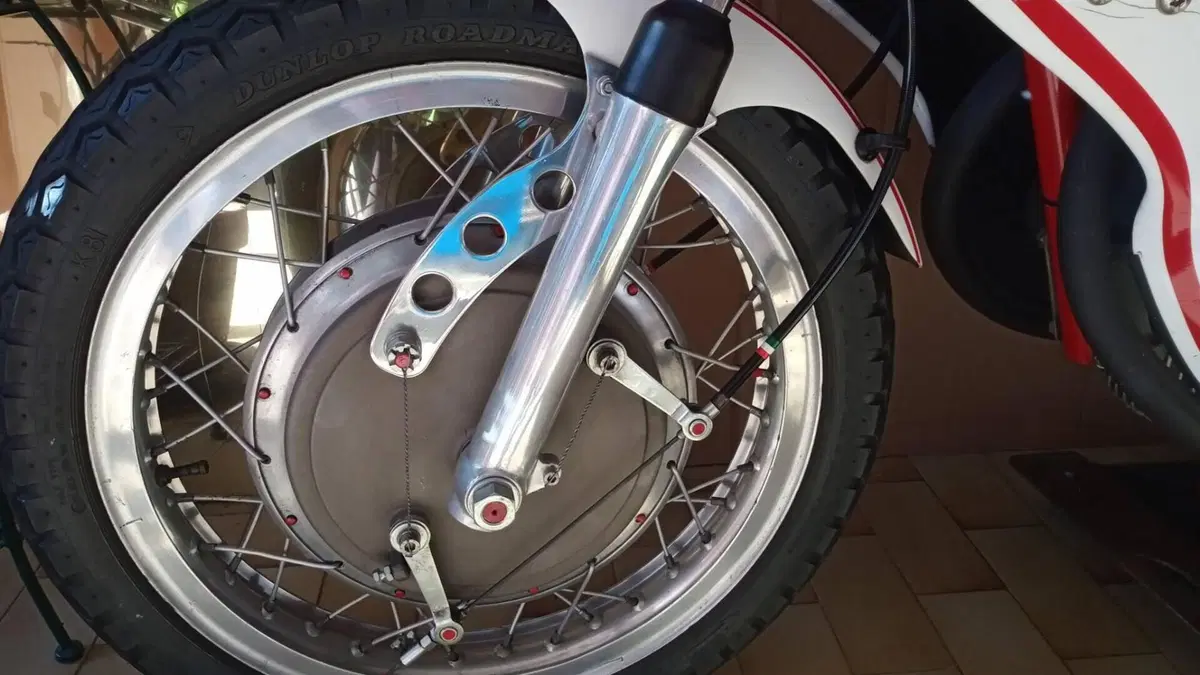 MV Agusta   (9)