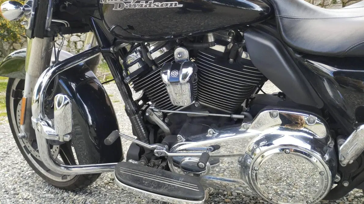 Harley-Davidson 107 Road King (2017) - FLHR  (10)