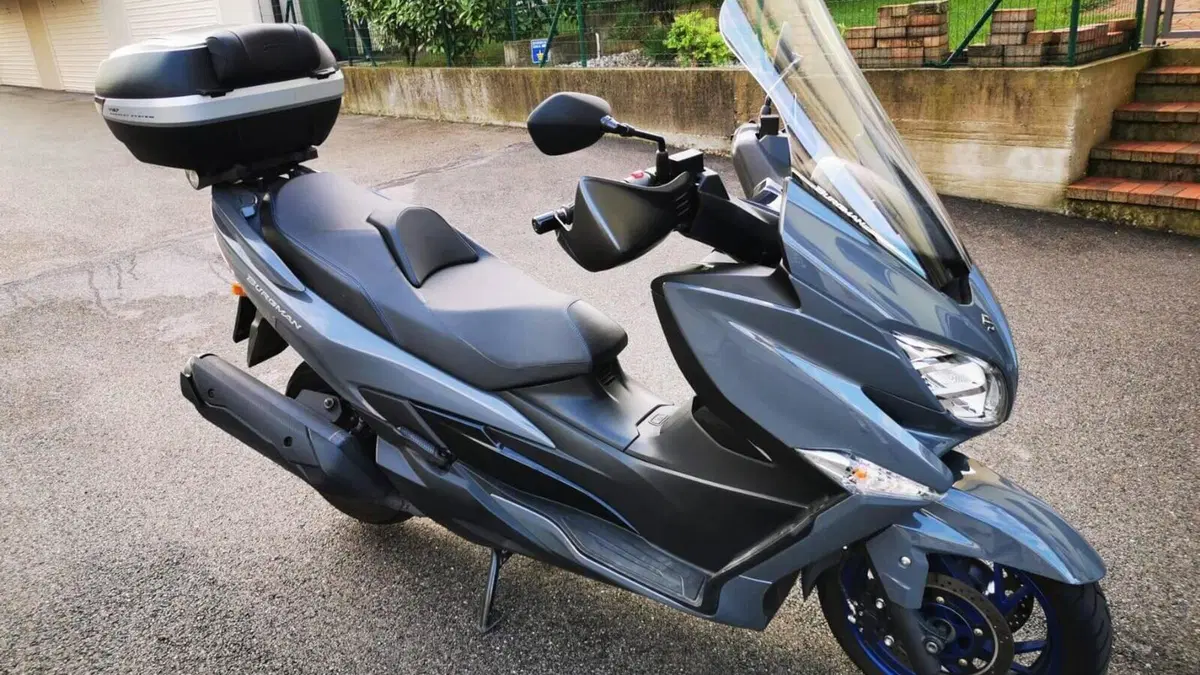 Suzuki Burgman 400 (2022 - 24) 