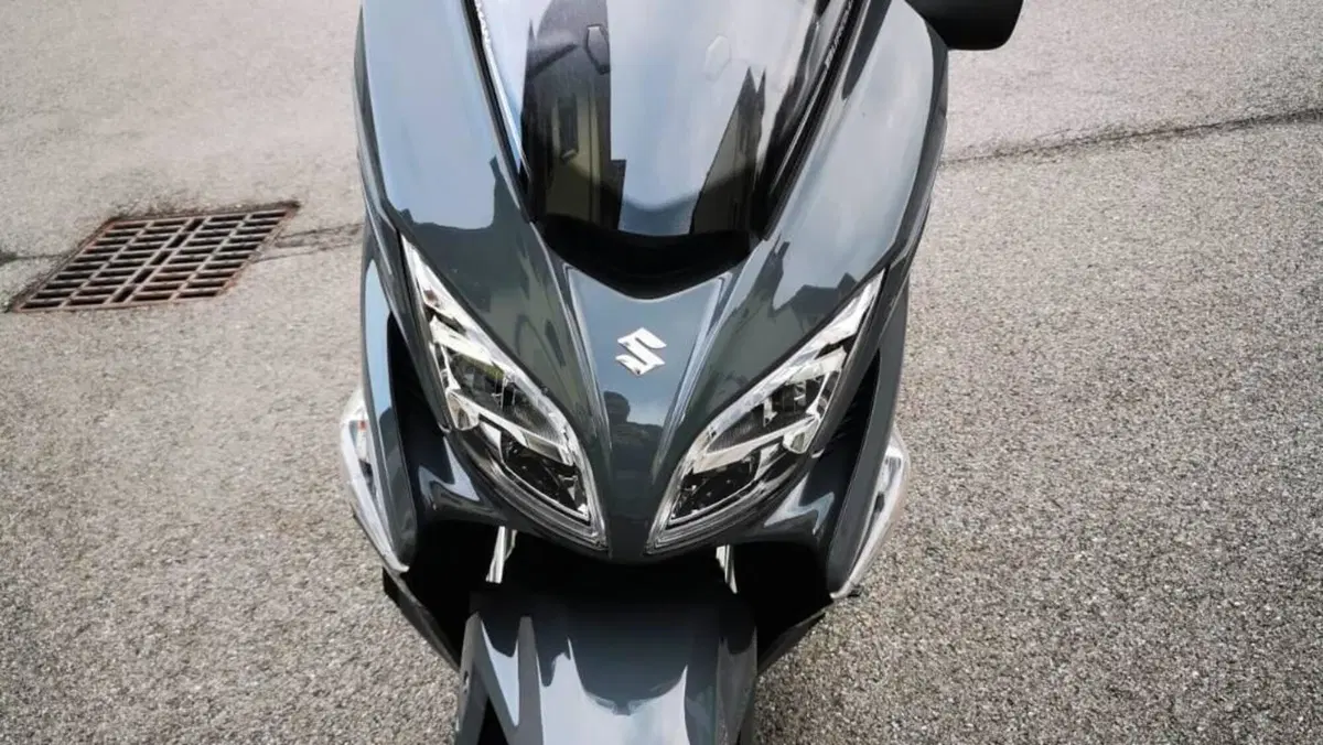 Suzuki Burgman 400 (2022 - 24)  (5)