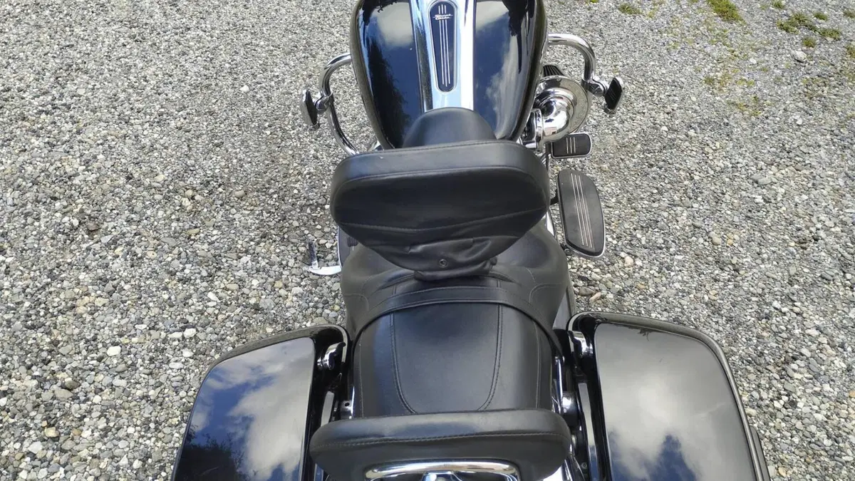 Harley-Davidson 107 Road King (2017) - FLHR  (18)