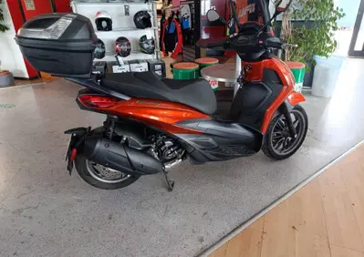 Piaggio Beverly 300 ABS-ASR (2021 - 25) - Annuncio 10022036