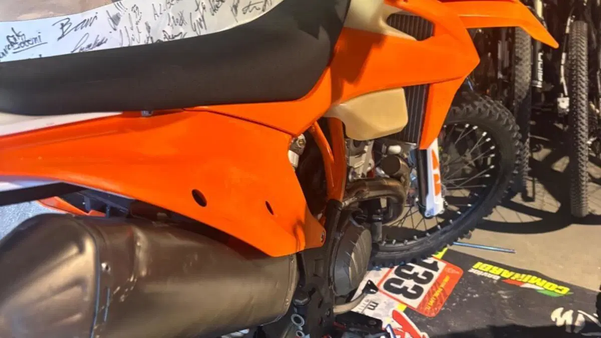 KTM 250 EXC-F (2023)  (3)