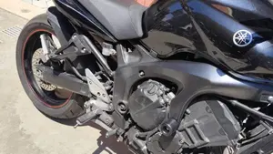 Yamaha FZ6 S2 (2007 - 11)  (2)