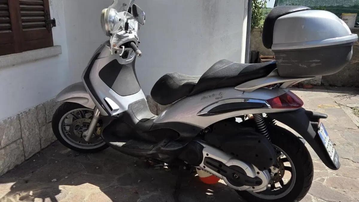 Piaggio Beverly 500  (3)