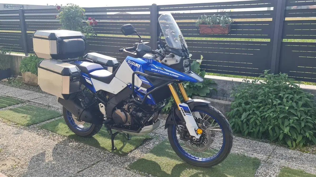 Suzuki V-Strom 1050DE (2023 - 24)  (3)