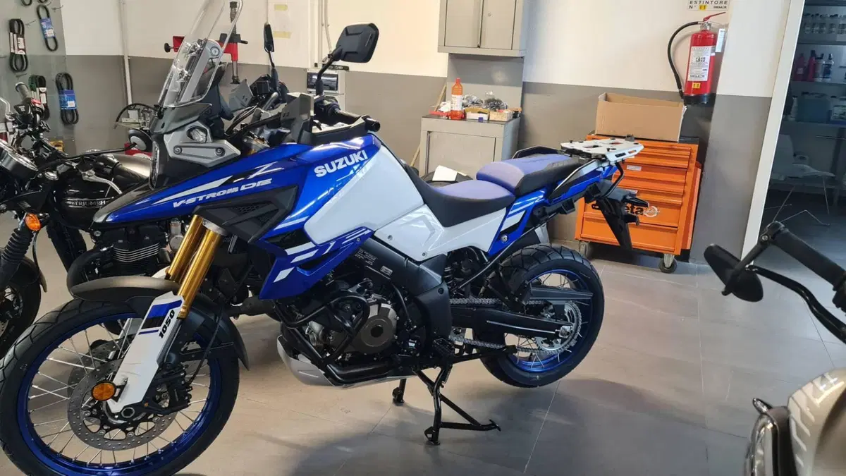 Suzuki V-Strom 1050DE (2023 - 24)  (8)