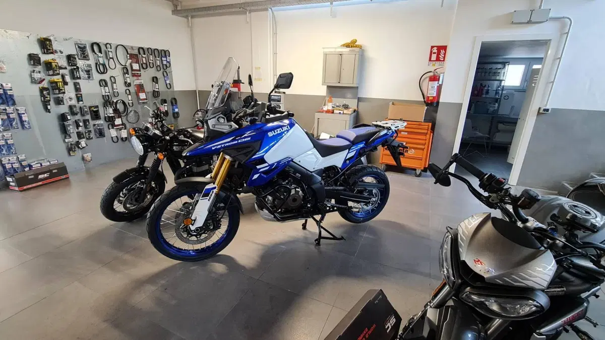 Suzuki V-Strom 1050DE (2023 - 24)  (9)