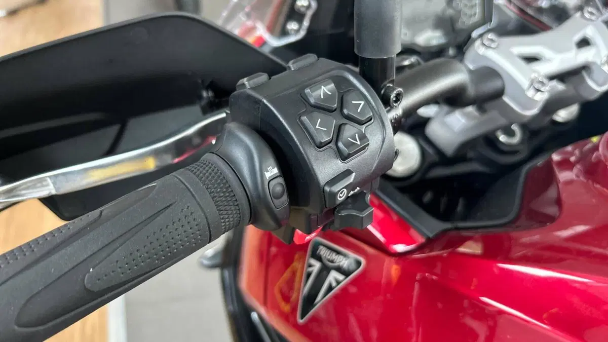 Triumph Tiger Sport 800 Tour (2026)  (6)