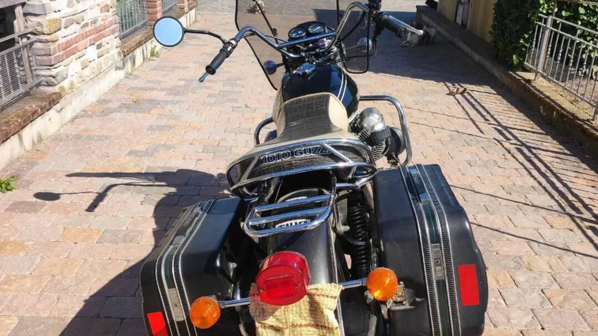 Moto Guzzi  