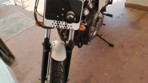 Triumph Thruxton 900 (2004 - 15) 