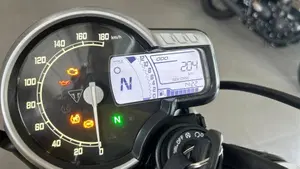 Triumph Speed 400 (2024 - 26)  (5)