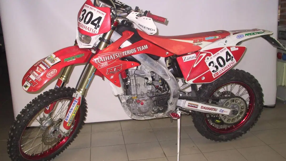 HM CRE F 450 X  (2)