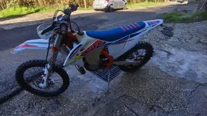 KTM 300 EXC TPI Six Days (2022)  (5)