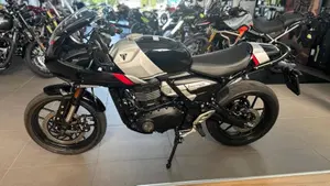 Triumph Thruxton 400 (2026)  (3)