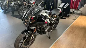 Triumph Thruxton 400 (2026)  (4)