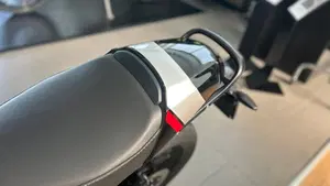 Triumph Thruxton 400 (2026)  (6)