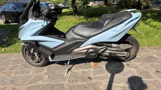 Kymco AK 550 ETS (2021 - 26)