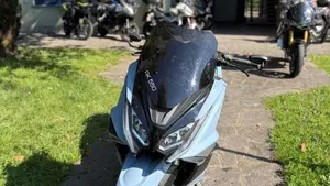 Kymco AK 550 ETS (2021 - 26)  (3)