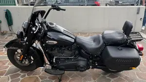 Harley-Davidson 114 Heritage Classic (2018 - 20) - FLHCS  (2)