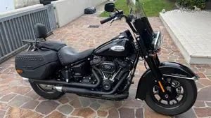 Harley-Davidson 114 Heritage Classic (2018 - 20) - FLHCS  (6)