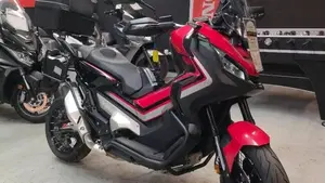 Honda X-ADV 750 (2018 - 20)  (2)