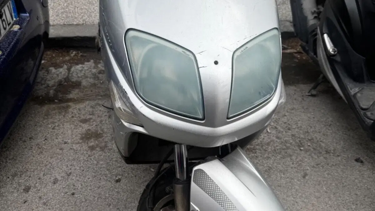 Yamaha XC 300 Versity  (3)
