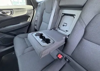Volvo XC60 B4 (d) AWD Geartronic Momentum (12)