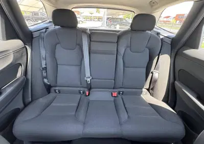 Volvo XC60 B4 (d) AWD Geartronic Momentum (11)