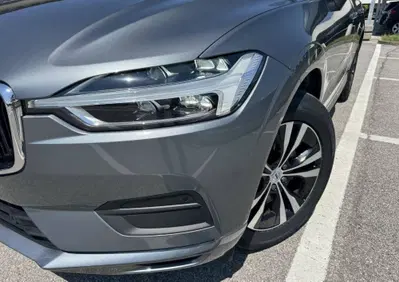 Volvo XC60 B4 (d) AWD Geartronic Momentum (6)