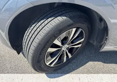 Volvo XC60 B4 (d) AWD Geartronic Momentum (7)