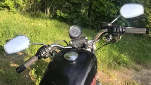 Harley-Davidson 883 R (2004 - 05) - XL 883R  (8)