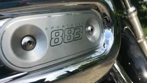 Harley-Davidson 883 R (2004 - 05) - XL 883R  (14)