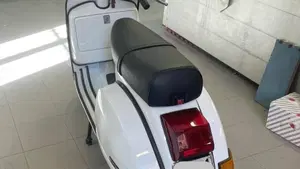 Piaggio Vespa 150 PX (1980 - 00) 