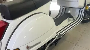 Piaggio Vespa 150 PX (1980 - 00)  (3)
