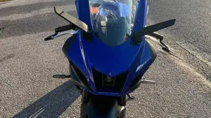 Yamaha YZF R7 (2021 - 25)  (3)