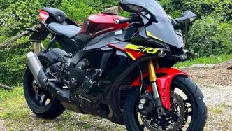 Yamaha YZF R1 (2017 - 19) usata
