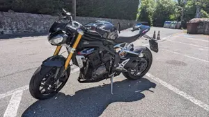 Triumph Speed Triple 1200 RS (2021 - 24)  (2)