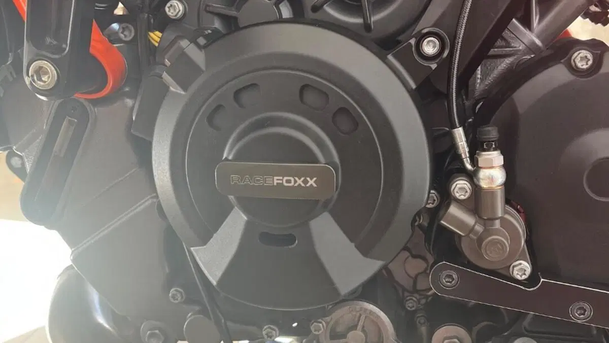 KTM 1290 Super Duke R (2022 - 23)  (13)
