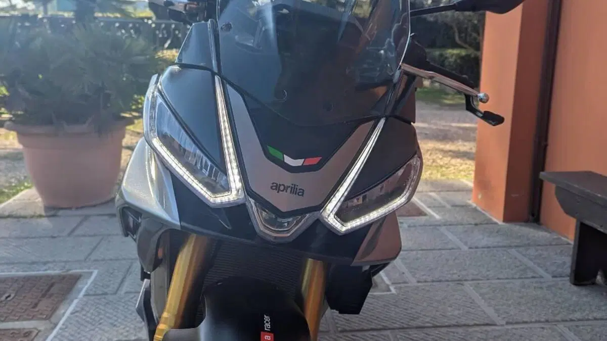 Aprilia Tuono V4 (2021 - 24)  (5)
