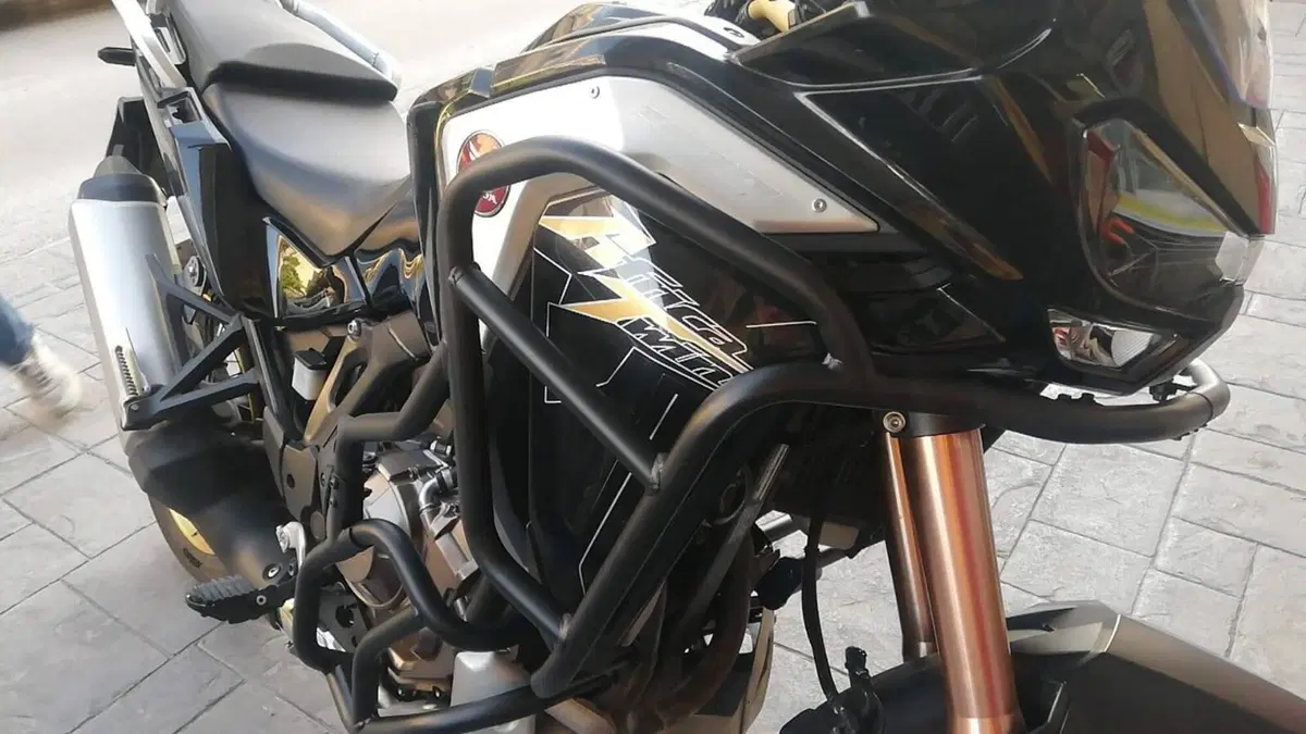 Honda Africa Twin CRF 1100L Adventure Sports (2020 - 21)  (2)