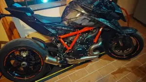 KTM 1390 Super Duke R (2024 - 26)  (3)