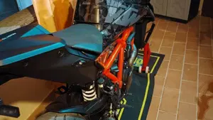 KTM 1390 Super Duke R (2024 - 26)  (6)
