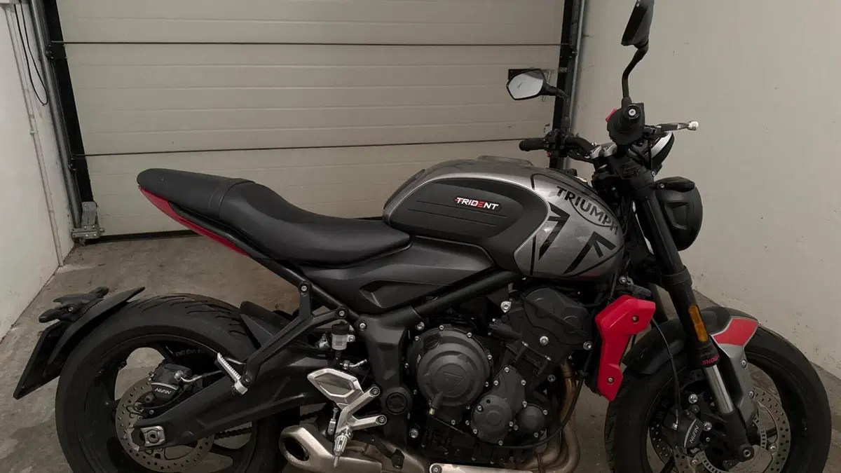 Triumph Trident 660 (2021 - 24)  (2)