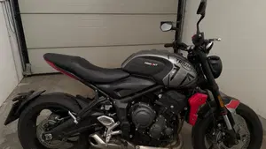 Triumph Trident 660 (2021 - 24)  (2)