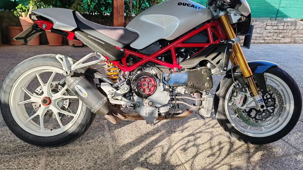 Ducati Monster S4Rs Testastretta  (7)