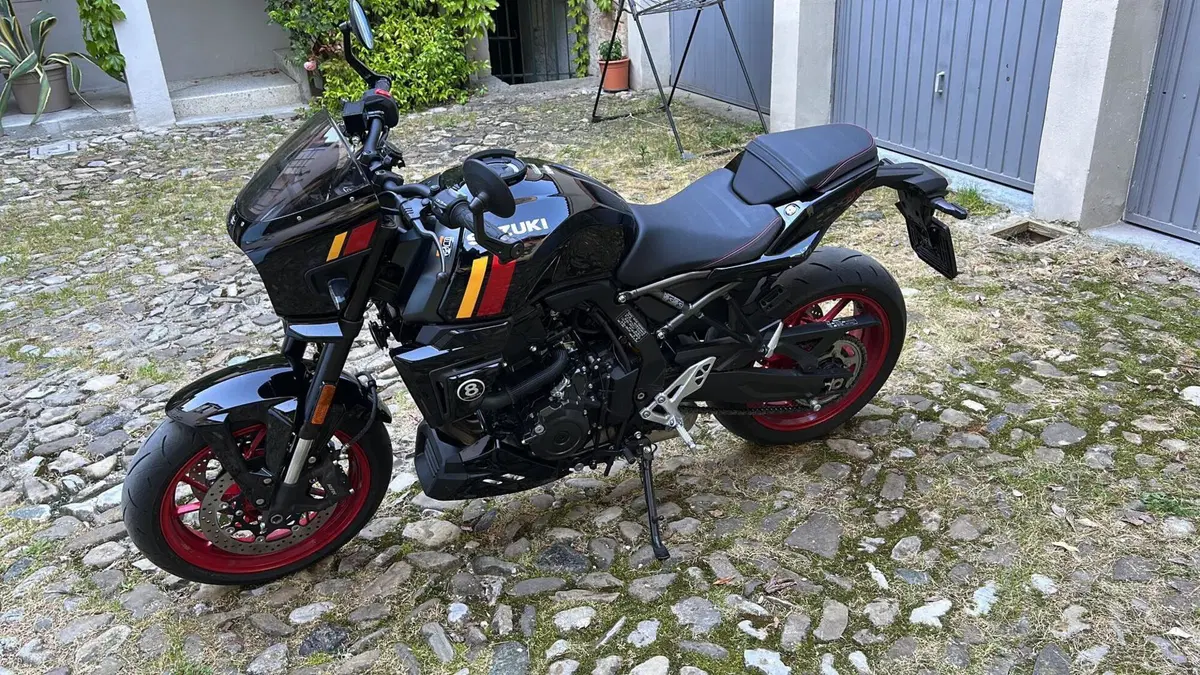 Suzuki GSX-8TT (2025 - 26)  (4)