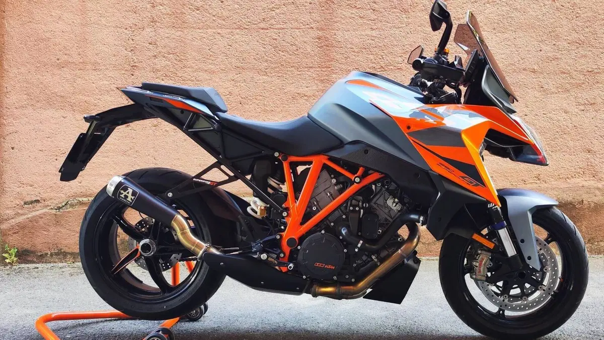KTM 1290 Super Duke GT (2022 - 25) 