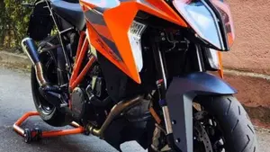 KTM 1290 Super Duke GT (2022 - 25)  (3)